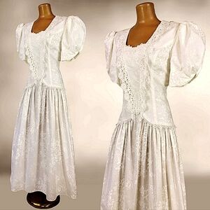 VINTAGE 80s Cream & White Floral Print Cottage Dress By Scott McClintock Size 10